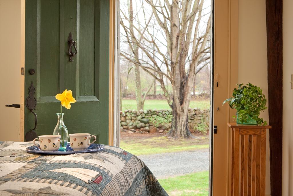 Stonecroft Country Inn เลดยาร์ดเซ็นเตอร์ ภายนอก รูปภาพ